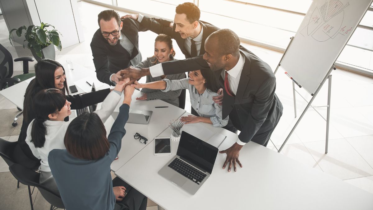 How Do You Build a Community in a Coworking Space? | Stylework Blogs